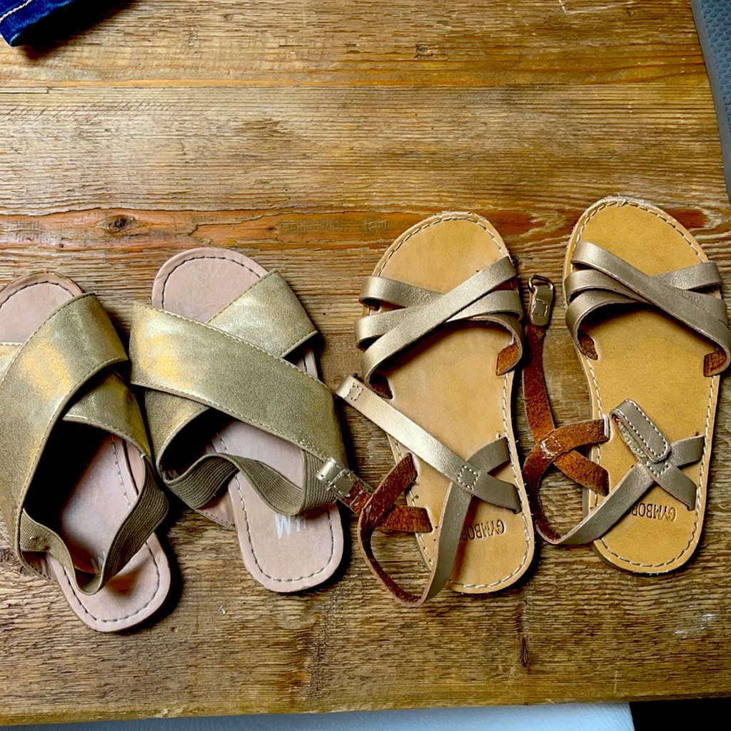 Gold Sandals 8/9